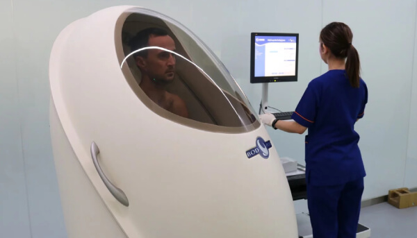 Patrick Blennerhassett getting his body fat tested at Emirates SportsMed in Dubai. Photo: Emirates SportsMed